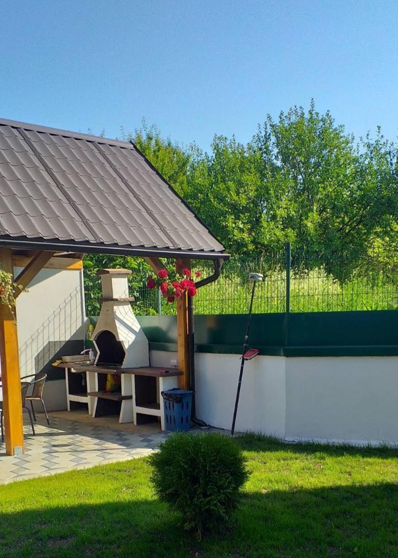 Apartmani Lotus Vrdnik Extérieur photo