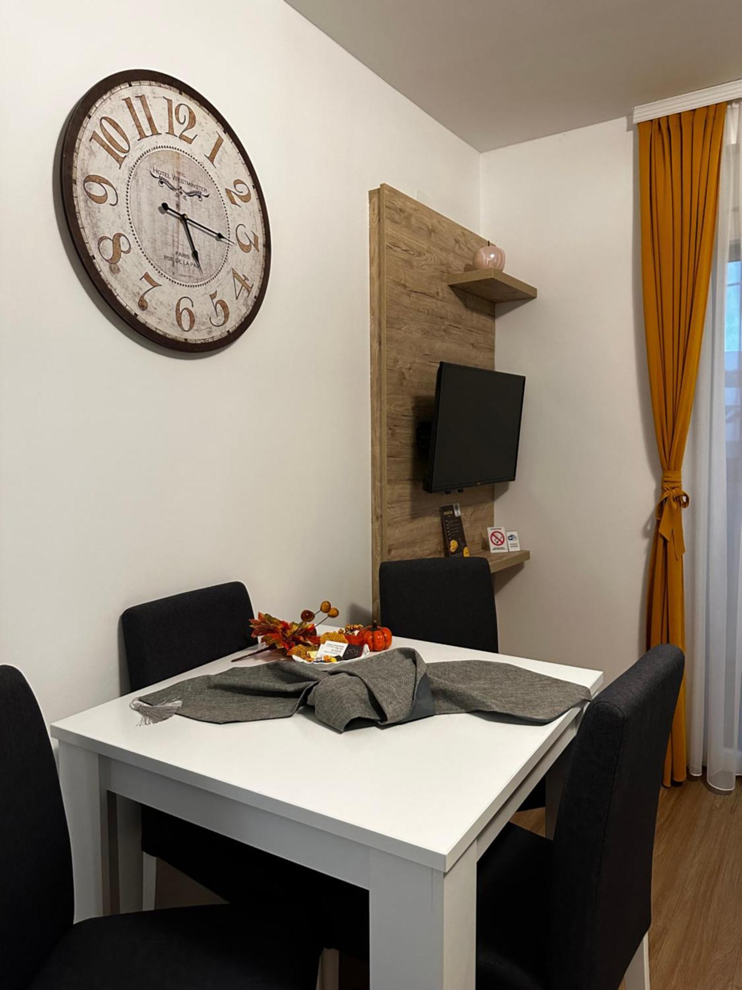 Apartmani Lotus Vrdnik Chambre photo
