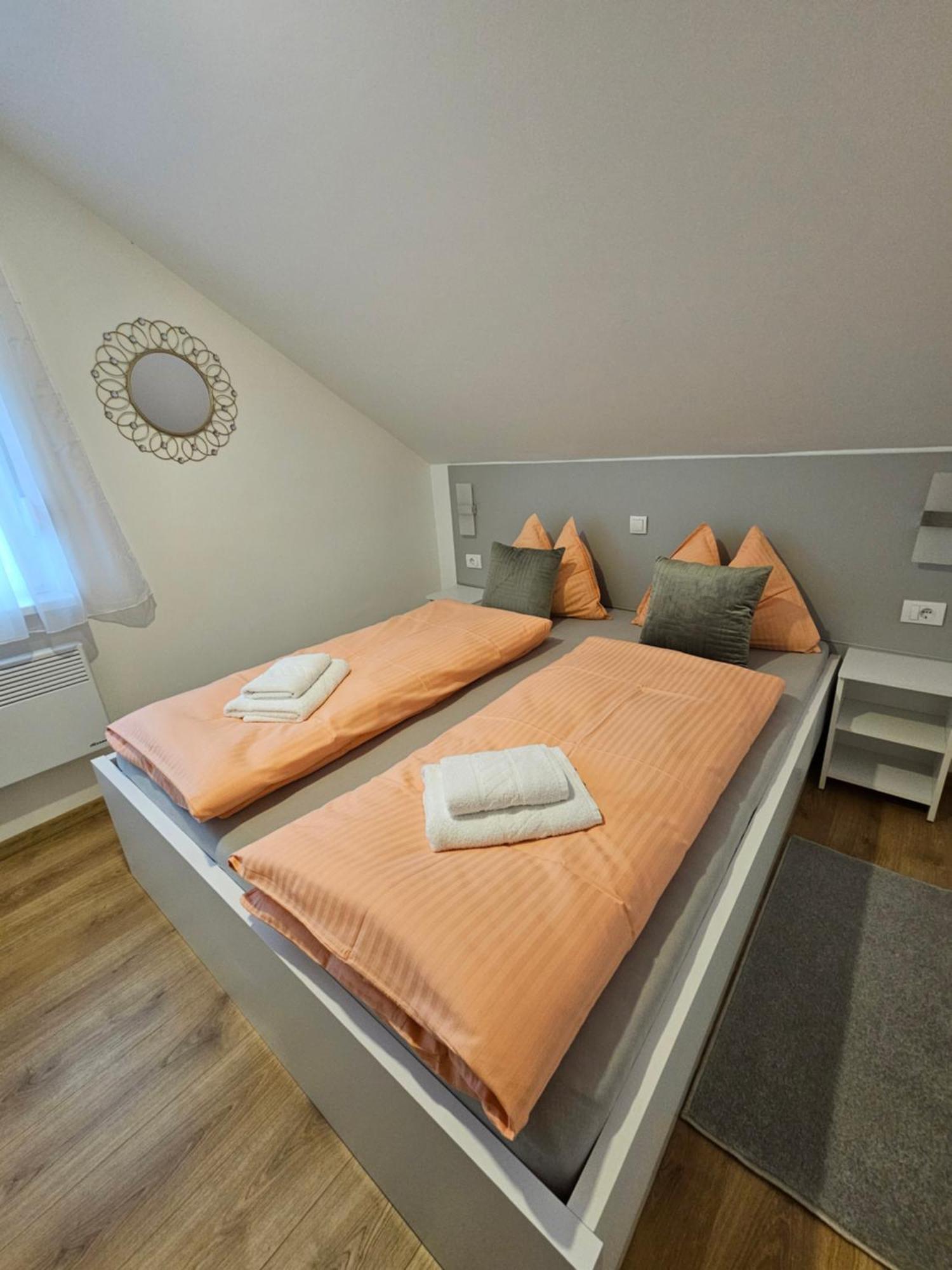 Apartmani Lotus Vrdnik Extérieur photo